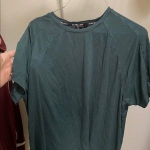 Alphalete T-shirt